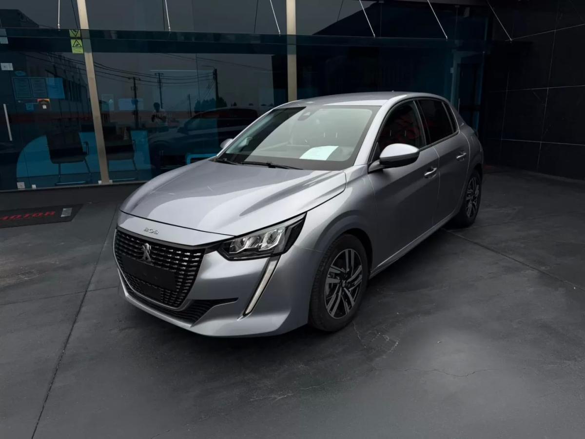 peugeot-208-2021-gasolina-1199cc