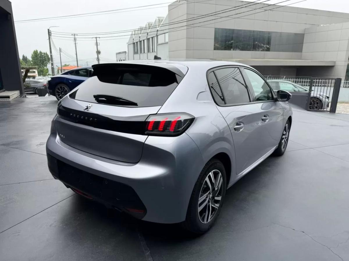 peugeot-208-2021-gasolina-1199cc