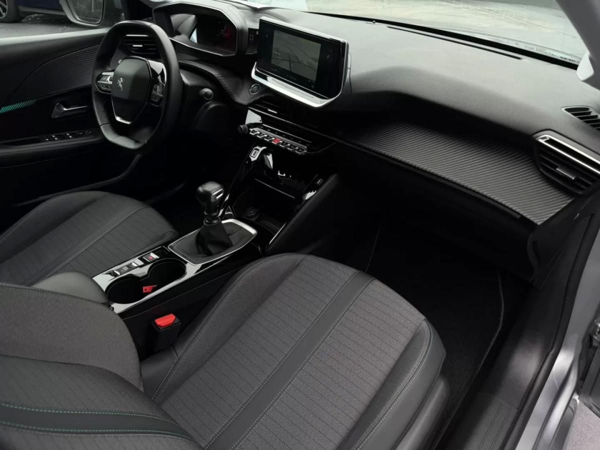 peugeot-208-2021-gasolina-1199cc