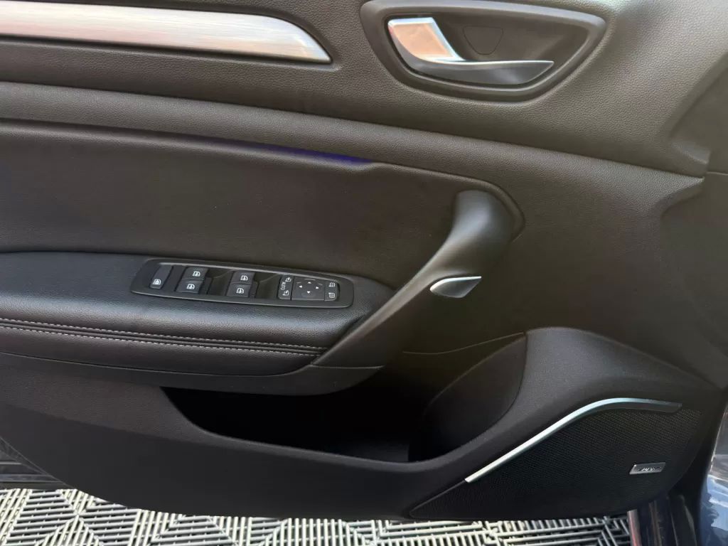 renault-megane-sport-tourer-2019-diesel-1461cc