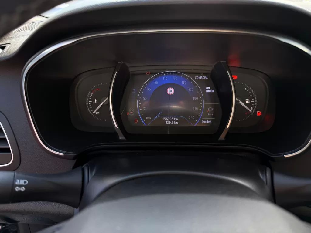 renault-megane-sport-tourer-2019-diesel-1461cc
