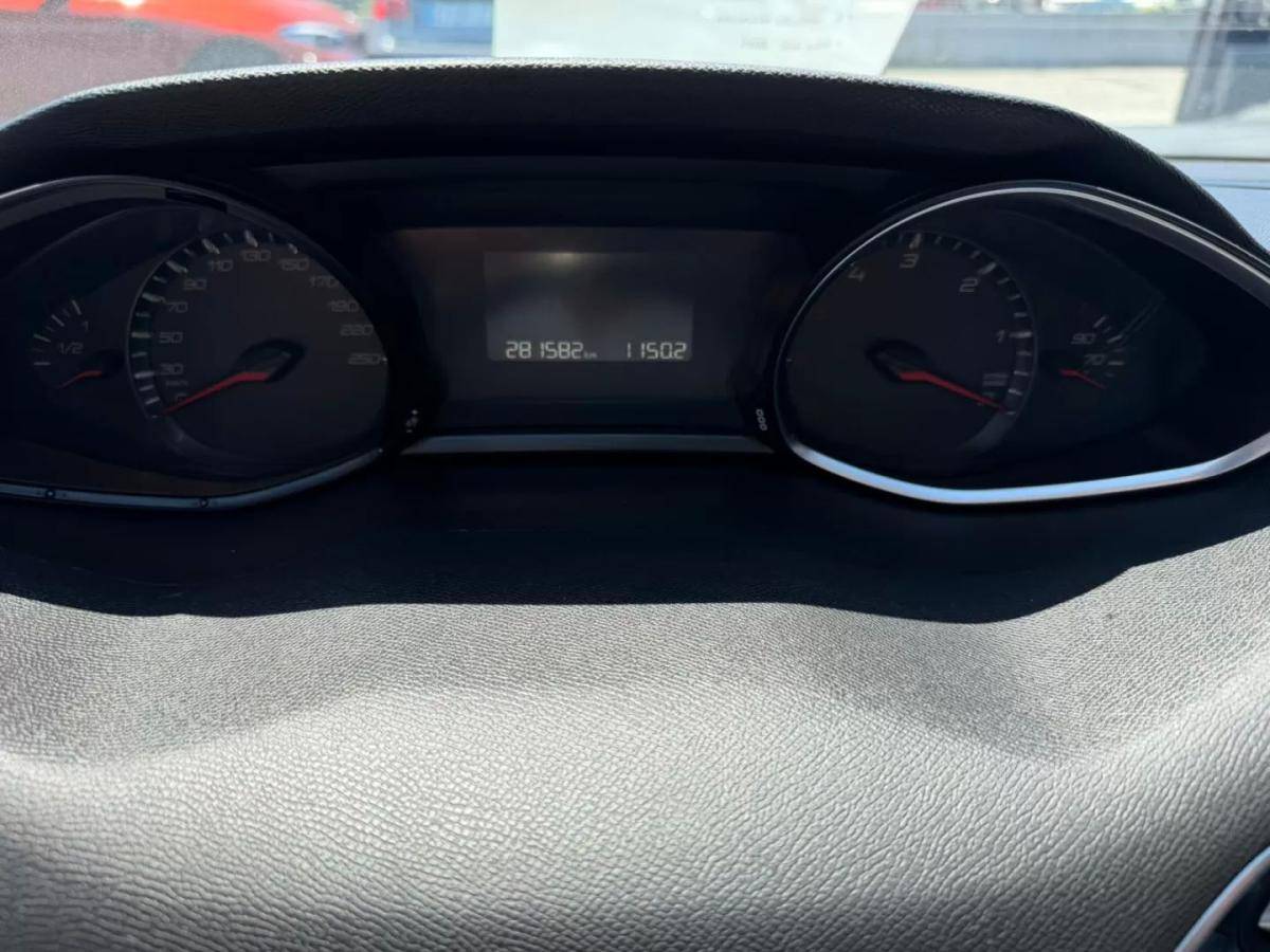 peugeot-308-sw-2015-diesel-1560cc