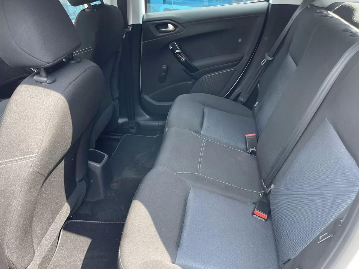 peugeot-208-2019-gasolina-1199cc