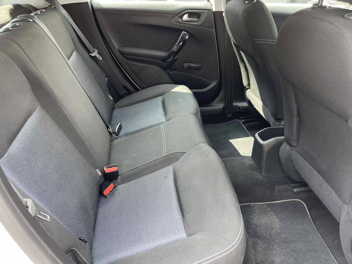peugeot-208-2019-gasolina-1199cc