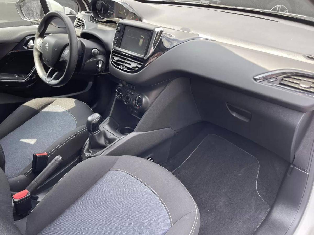 peugeot-208-2019-gasolina-1199cc
