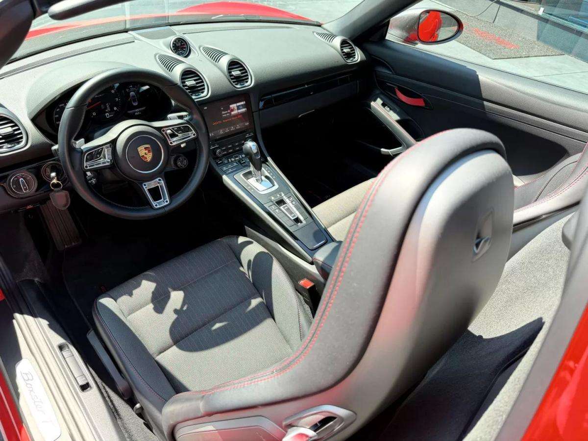 porsche-718-2023-gasolina-1988cc