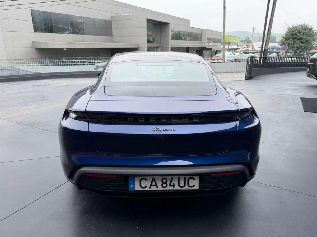 porsche-taycan-2022-eletrico-200cc