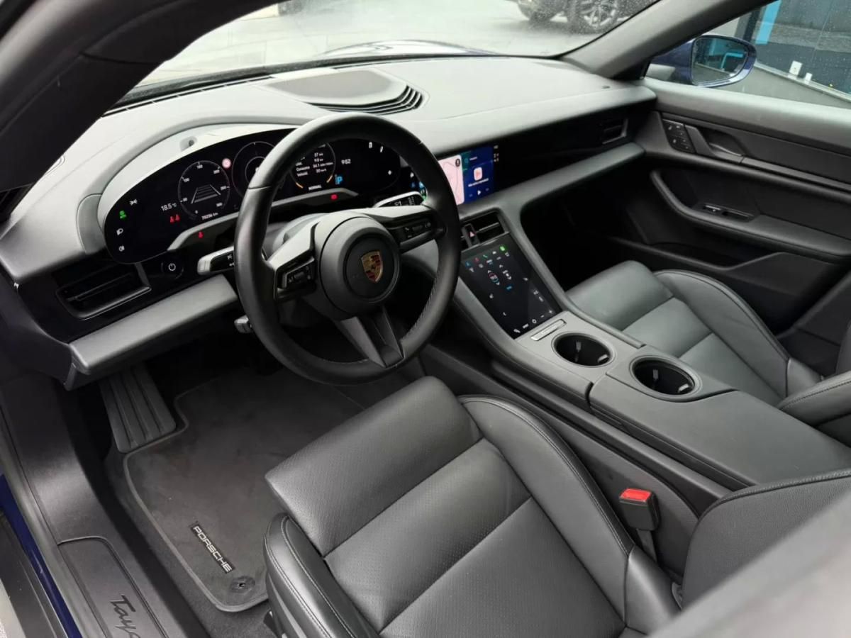 porsche-taycan-2022-eletrico-200cc