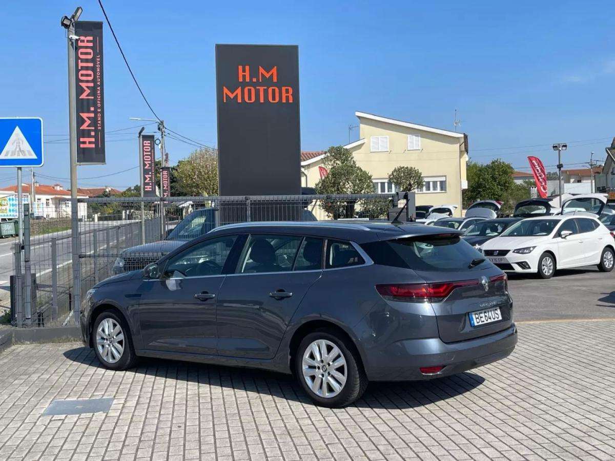 renault-megane-sport-tourer-2021-diesel-1461cc