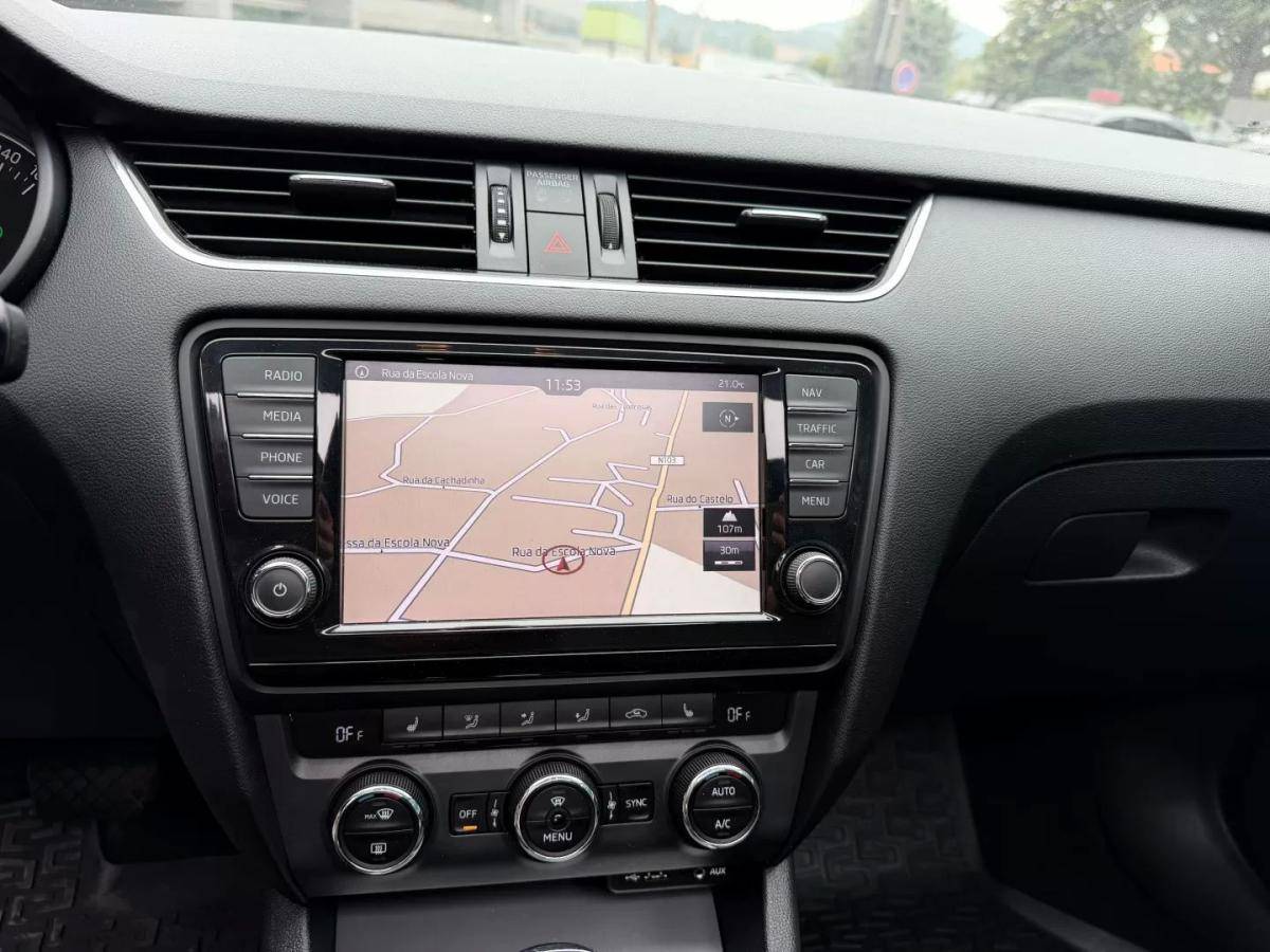 skoda-octavia-break-2015-diesel-1968cc