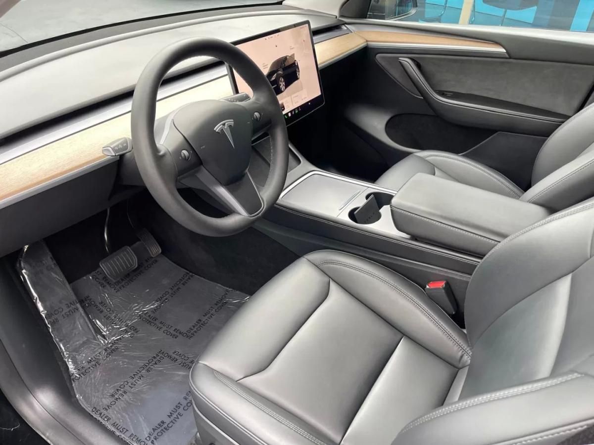 tesla-model-y-2022-eletrico-0cc