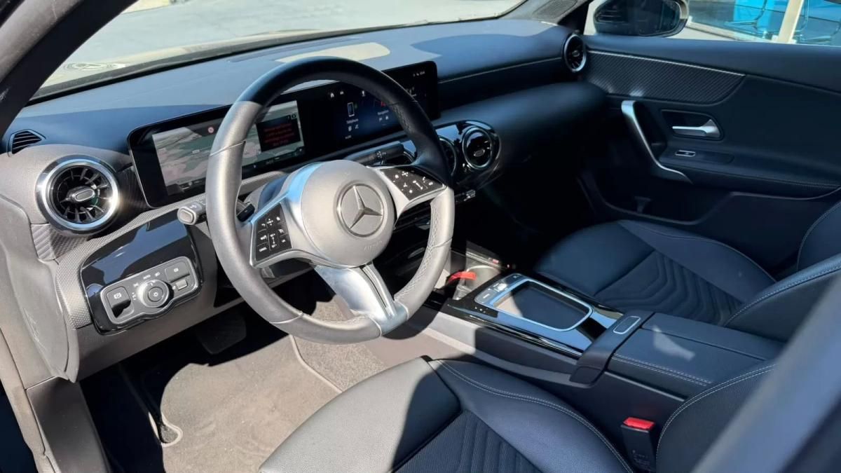 mercedes-benz-classe-a-2023-gasolina-1332cc