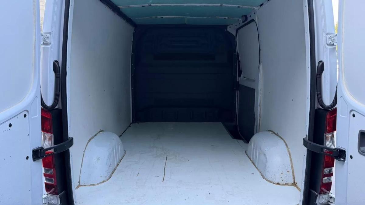 mercedes-benz-sprinter-2015-diesel-2200cc