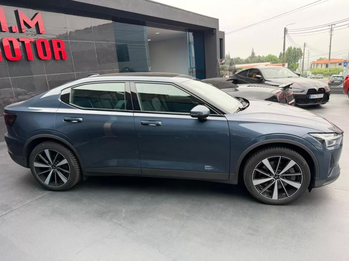 polestar-2-2023-eletrico-200cc