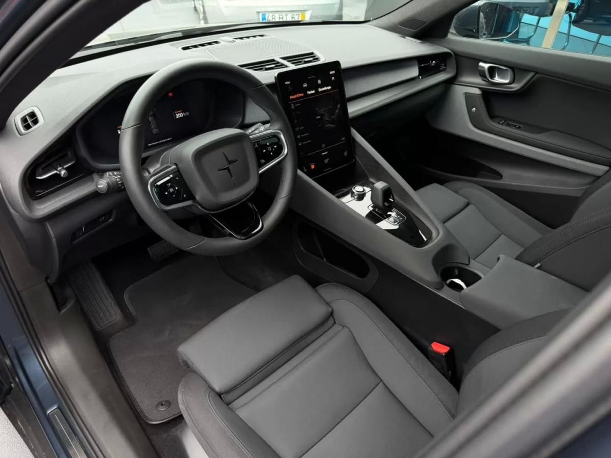 polestar-2-2023-eletrico-200cc