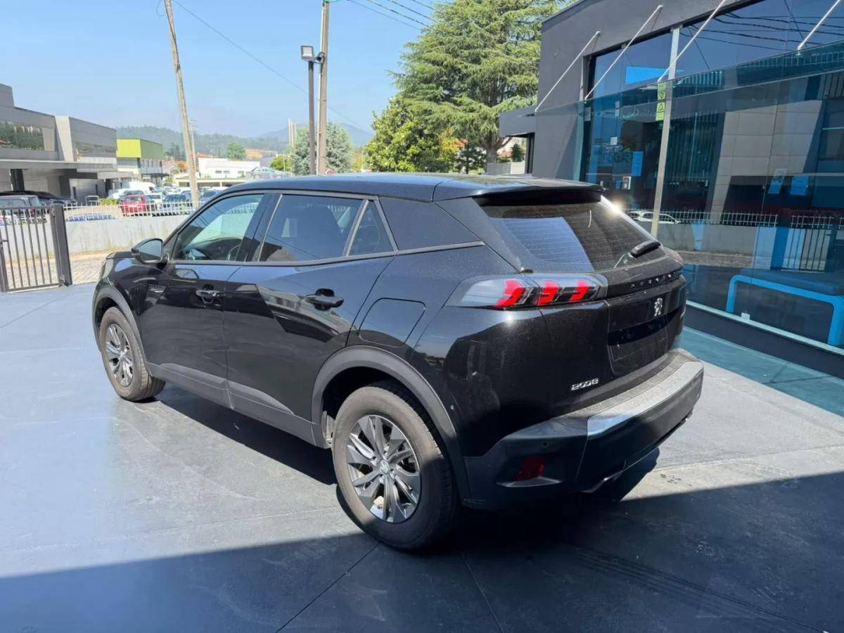 peugeot-2008-2022-gasolina-1199cc