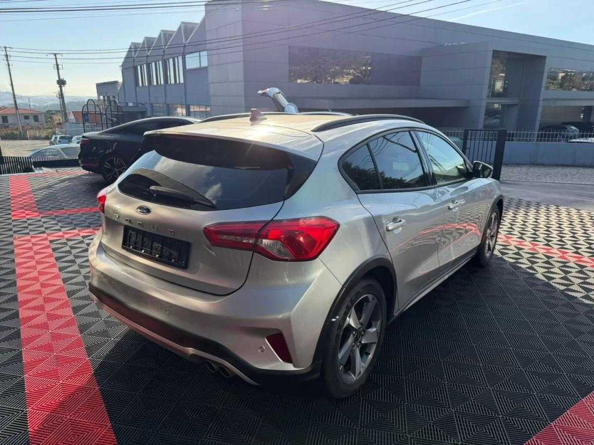 ford-focus-2020-gasolina-999cc
