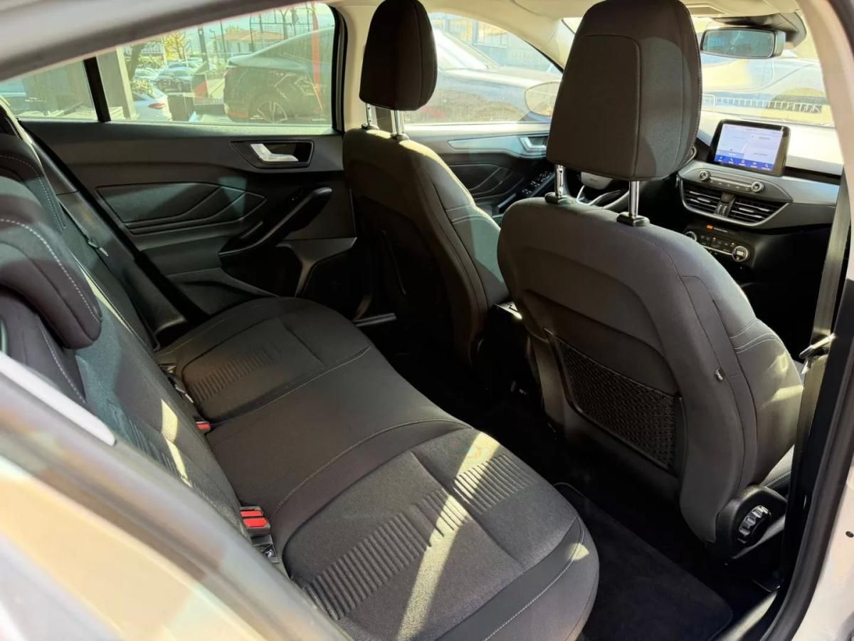 ford-focus-2020-gasolina-999cc