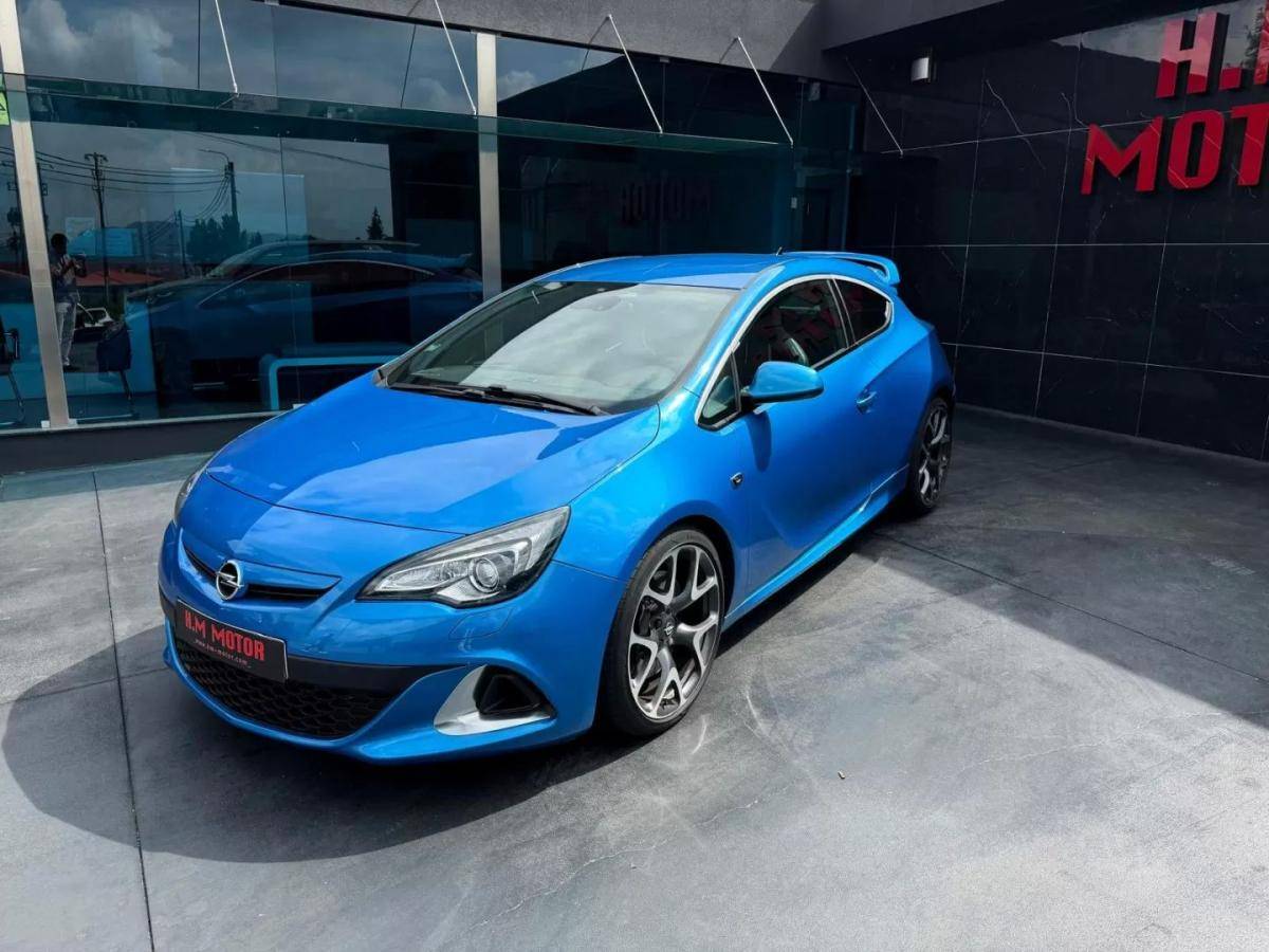opel-astra-gtc-2013-gasolina-1998cc
