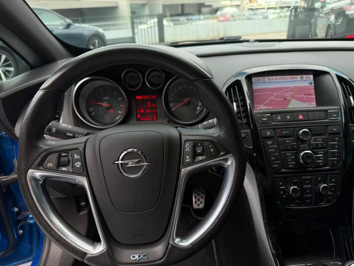 opel-astra-gtc-2013-gasolina-1998cc