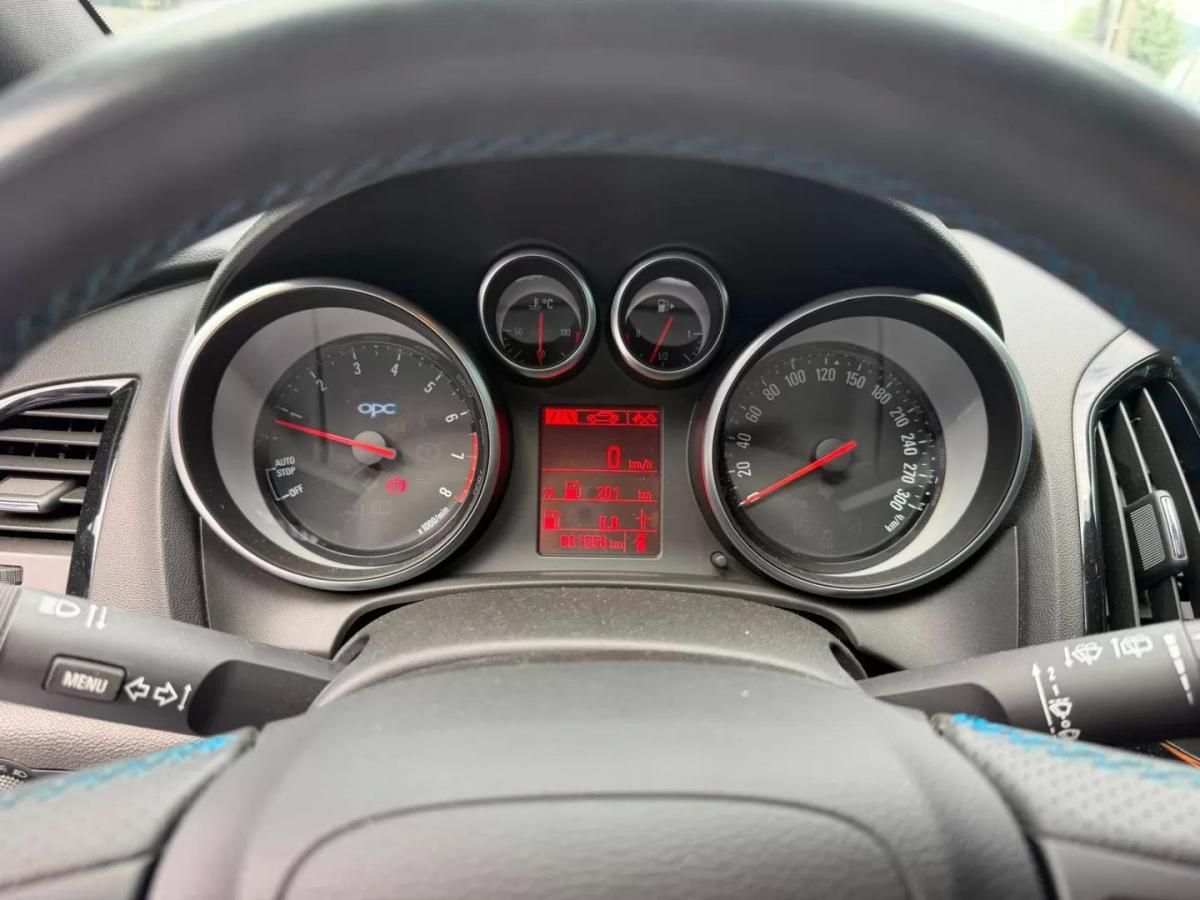 opel-astra-gtc-2013-gasolina-1998cc