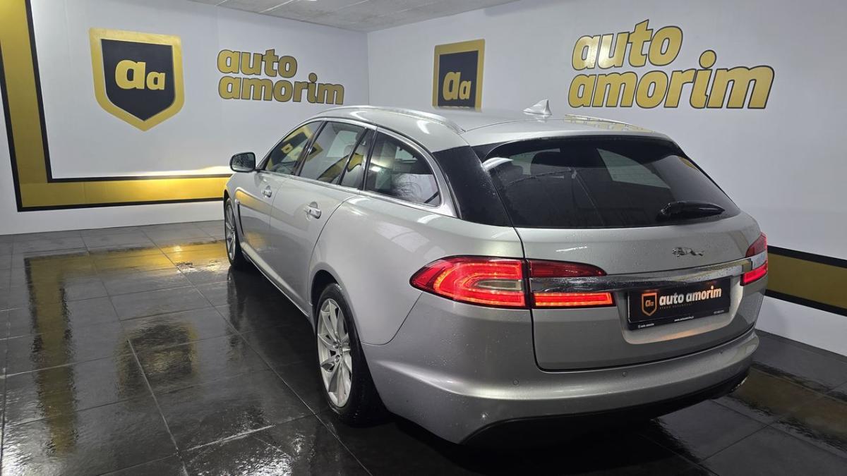 jaguar-xf-sportbrake-2013-diesel-2179cc
