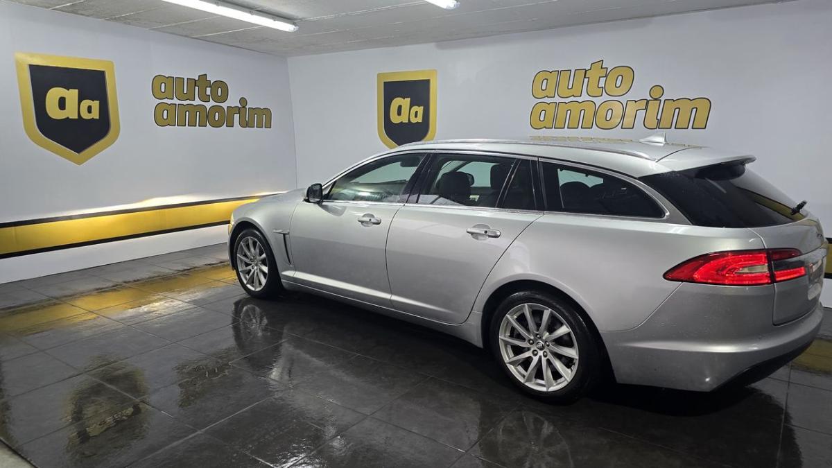 jaguar-xf-sportbrake-2013-diesel-2179cc