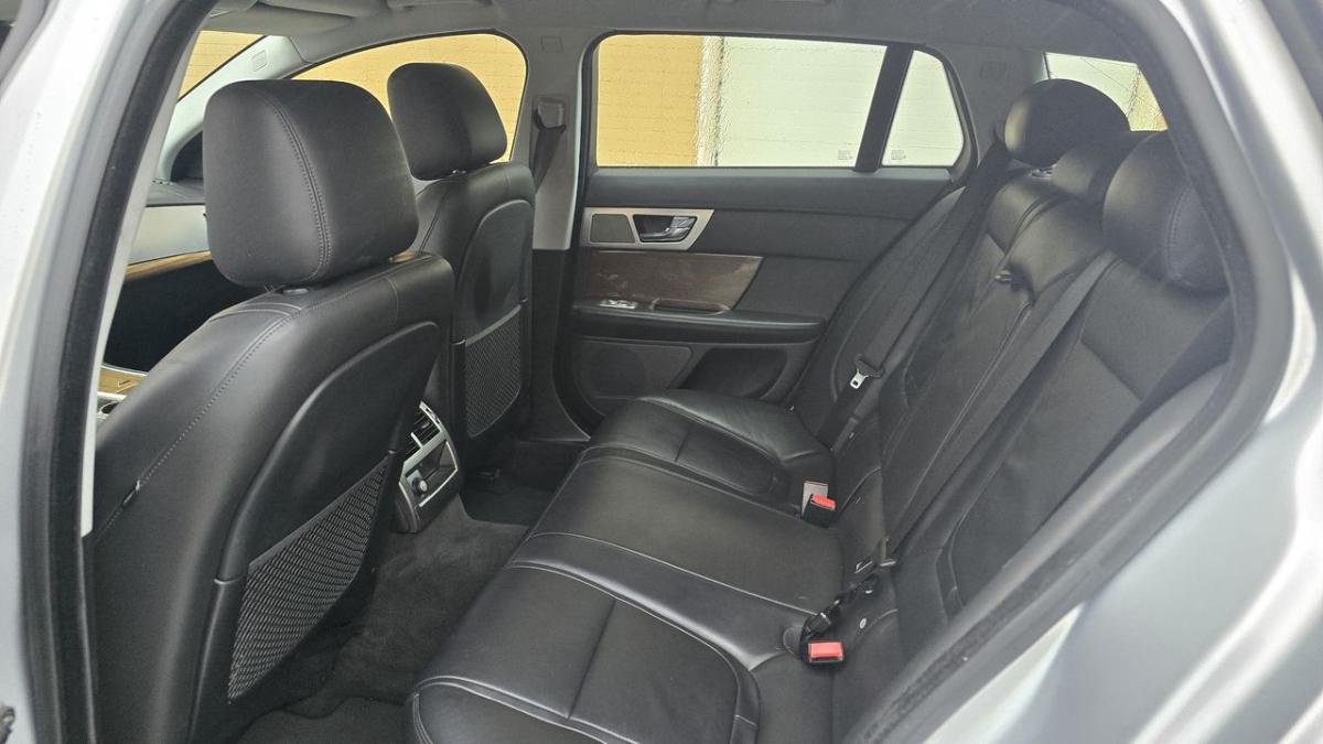 jaguar-xf-sportbrake-2013-diesel-2179cc