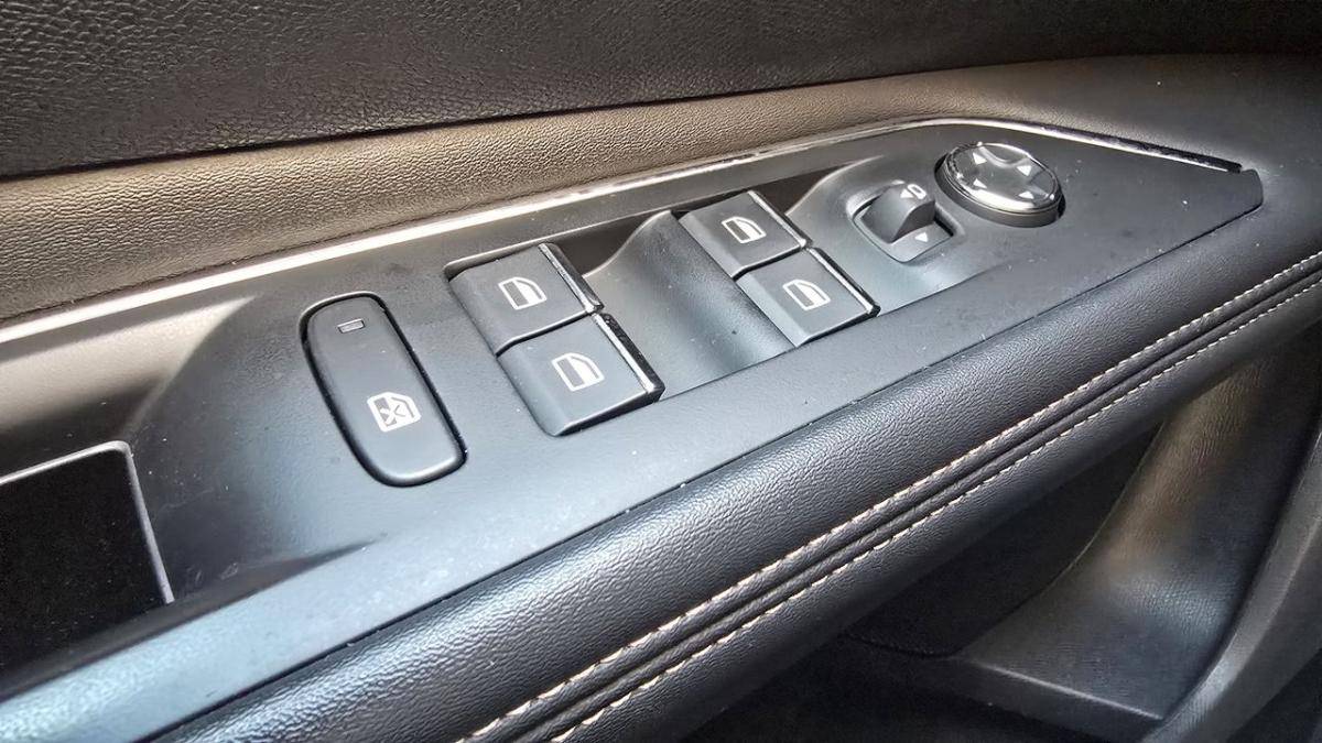 peugeot-3008-2022-hibrido-a-gasolina-1598cc