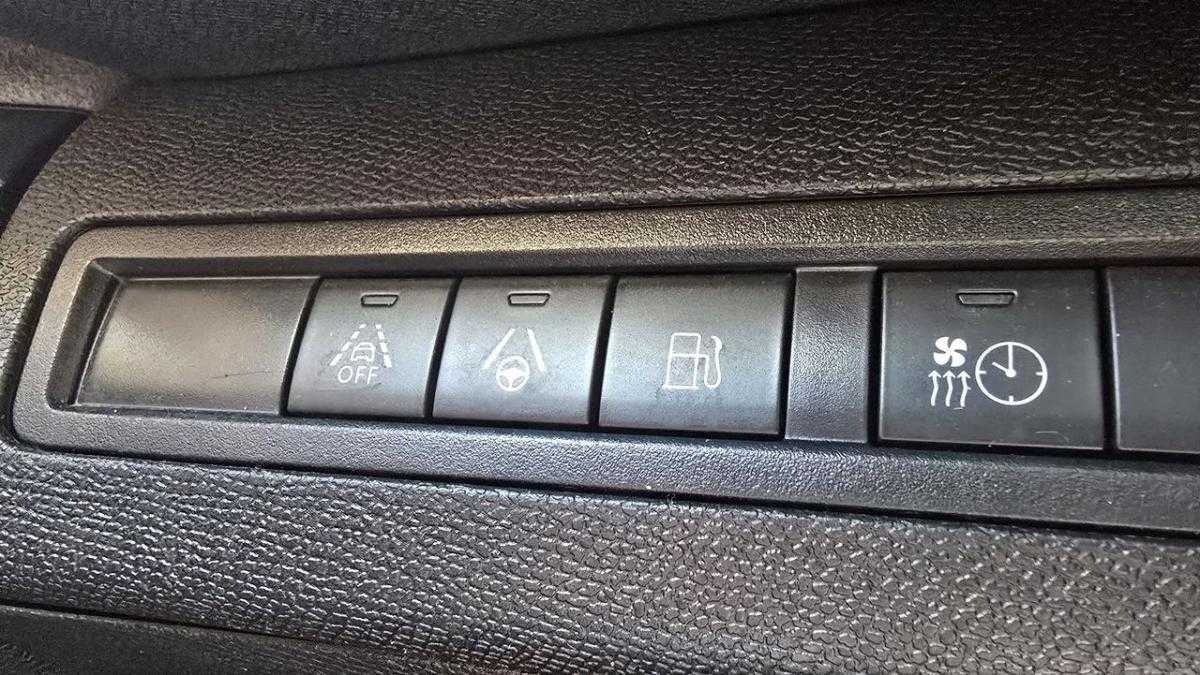 peugeot-3008-2022-hibrido-a-gasolina-1598cc