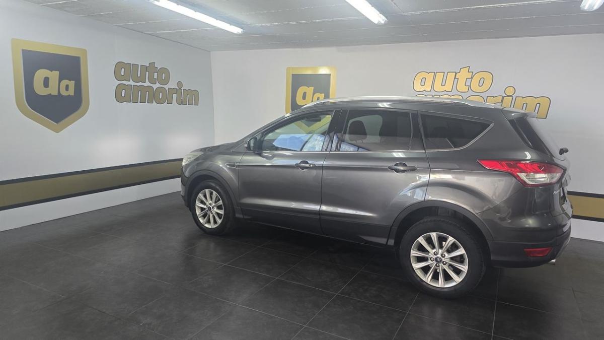 ford-kuga-2015-diesel-1997cc