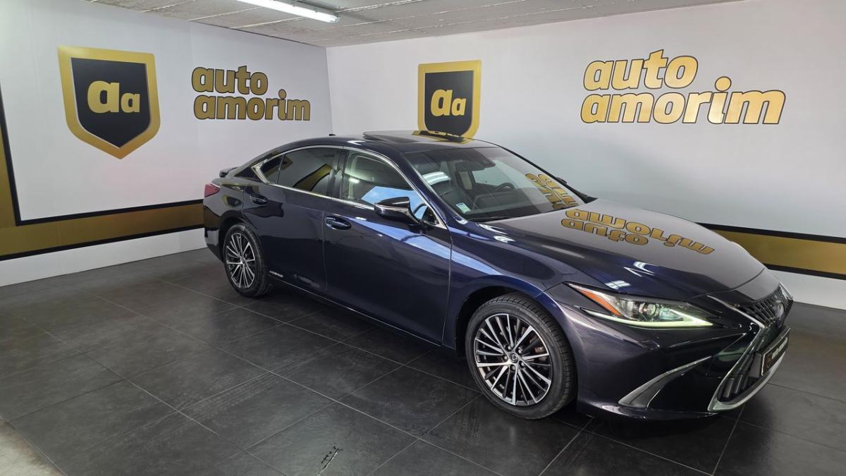 lexus-es-2022-hibrido-a-gasolina-2487cc