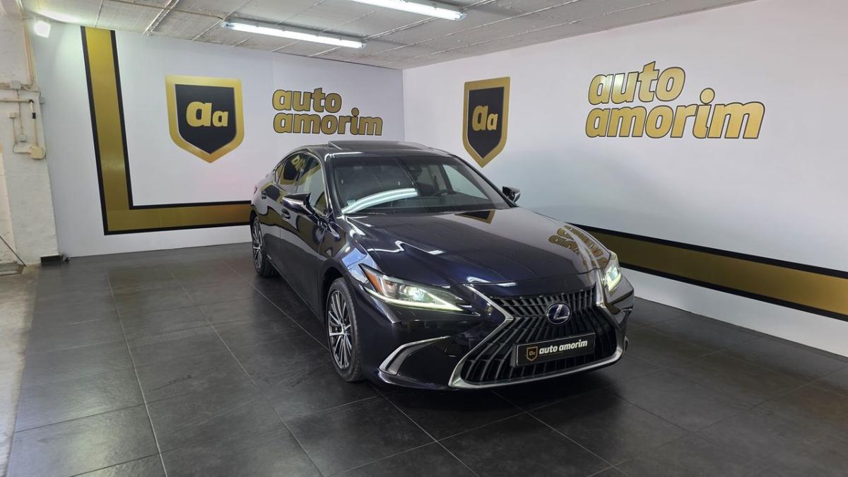 lexus-es-2022-hibrido-a-gasolina-2487cc