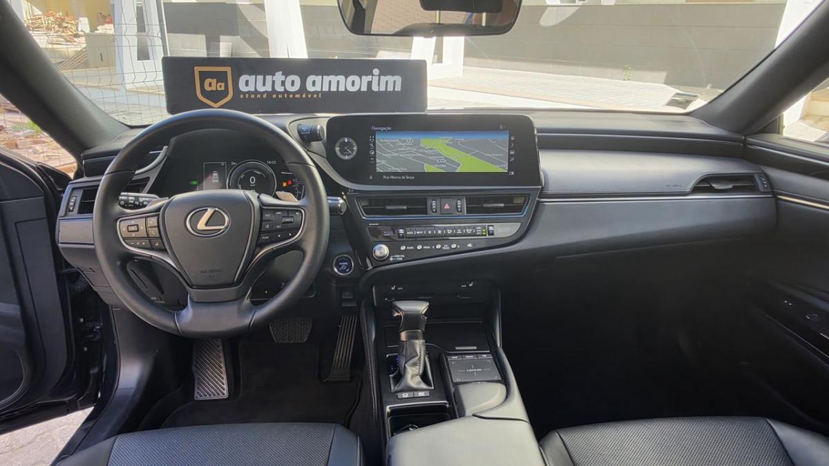 lexus-es-2022-hibrido-a-gasolina-2487cc