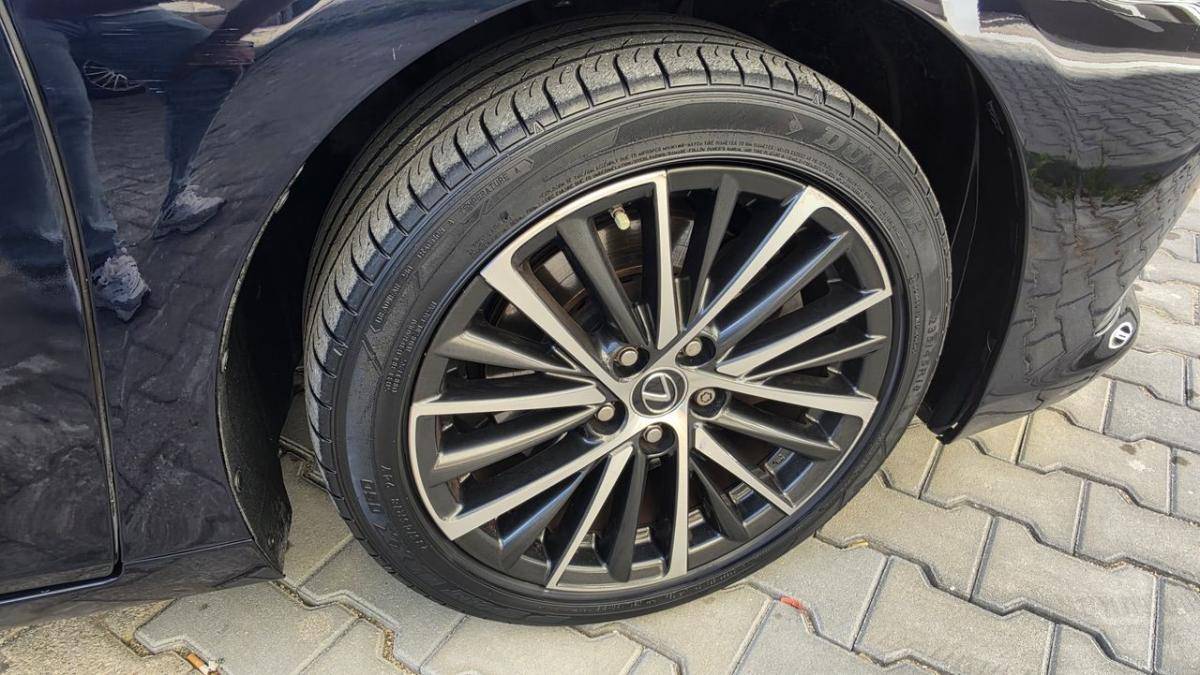 lexus-es-2022-hibrido-a-gasolina-2487cc