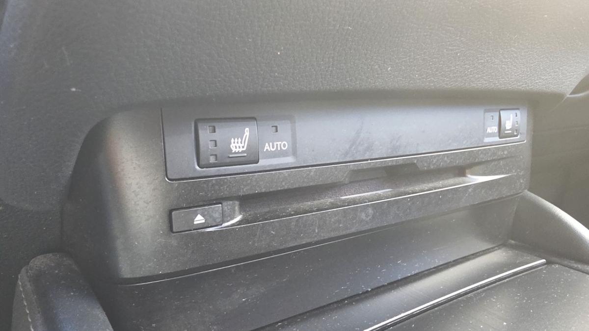 lexus-es-2022-hibrido-a-gasolina-2487cc