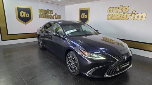 lexus-es-2022-hibrido-a-gasolina-2487cc