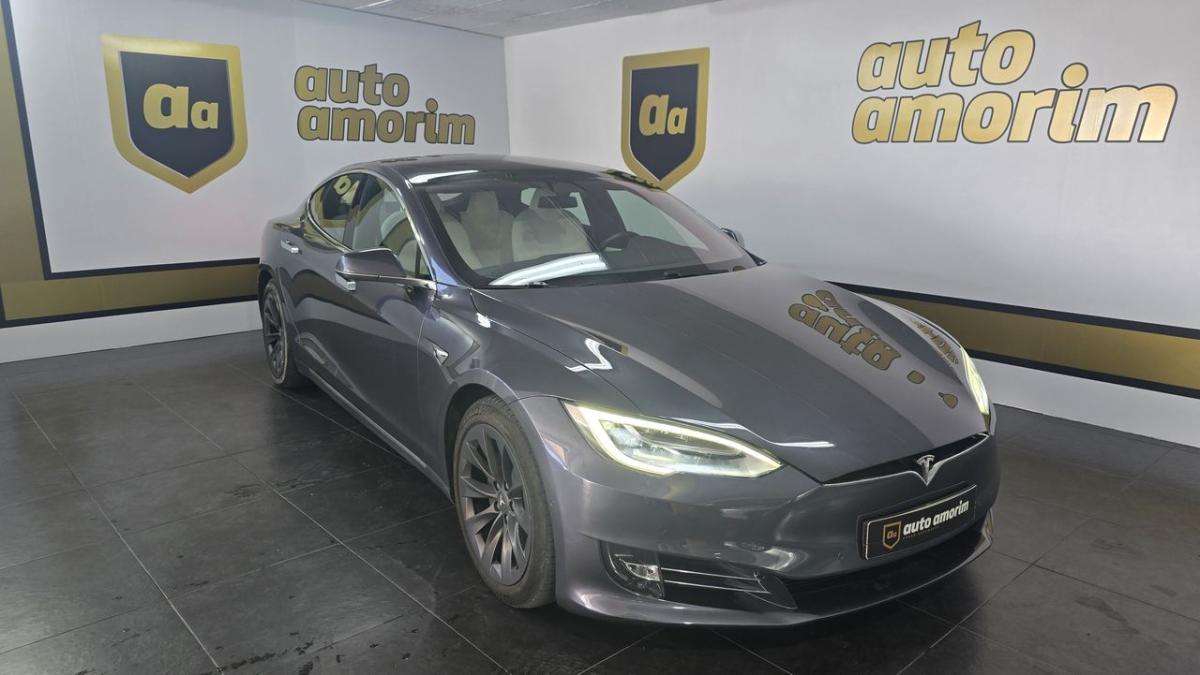 tesla-model-s-2020-eletrico-0cc