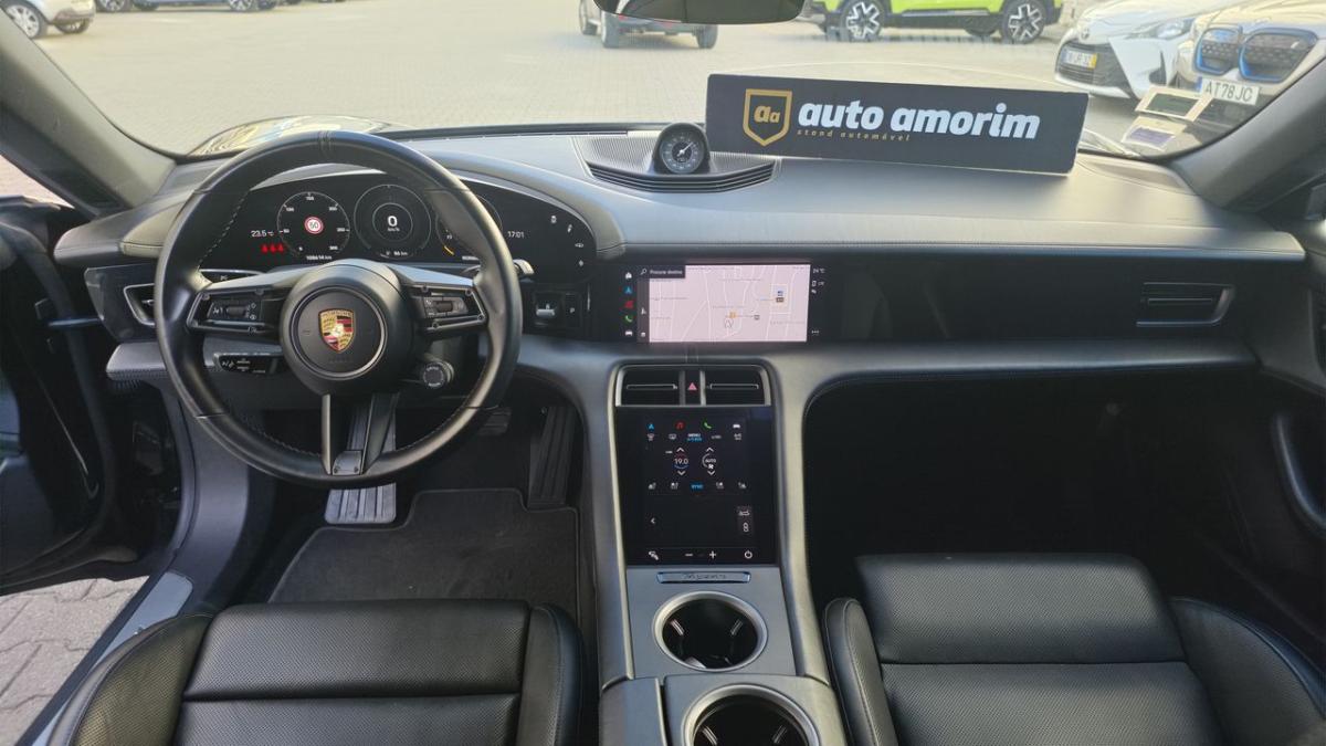 porsche-taycan-2021-eletrico-0cc