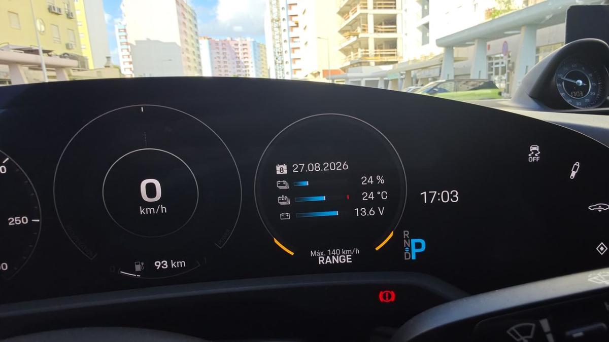 porsche-taycan-2021-eletrico-0cc