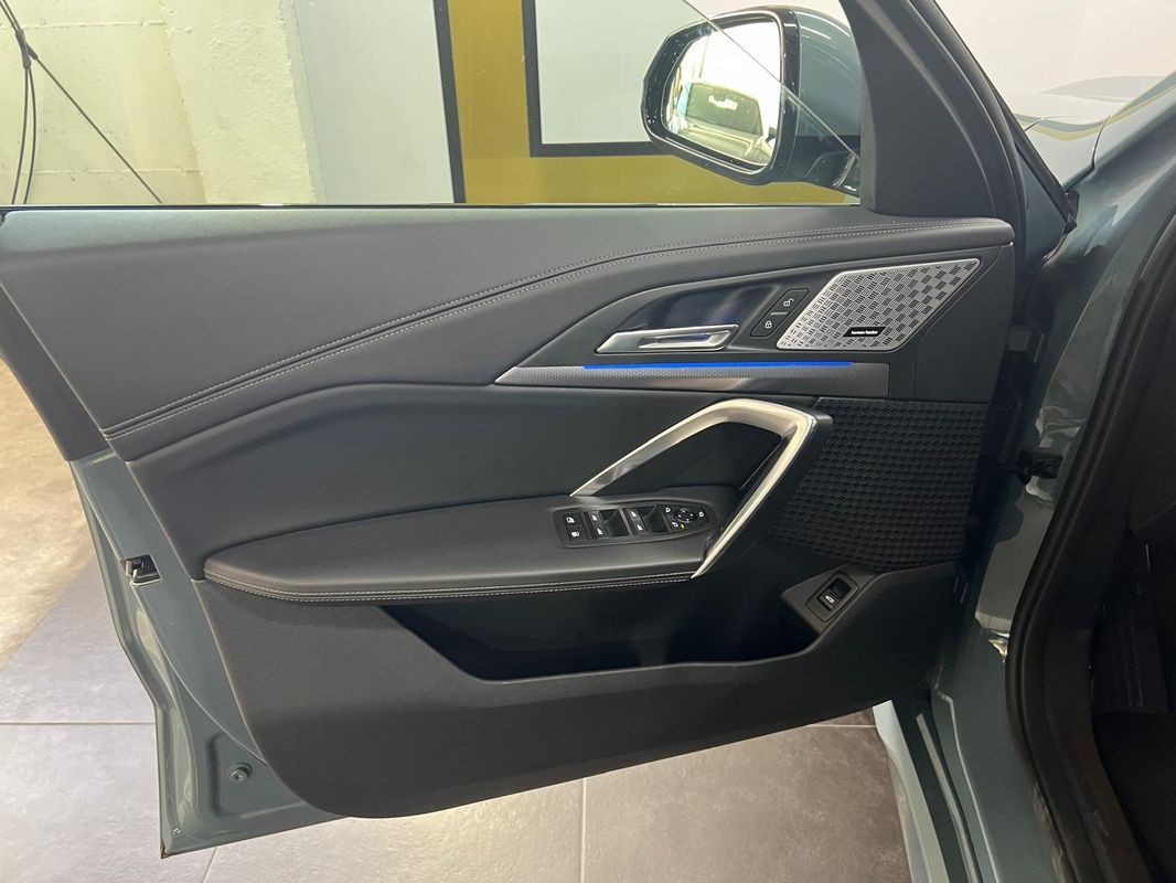 bmw-x1-2024-hibrido-a-gasolina-1499cc