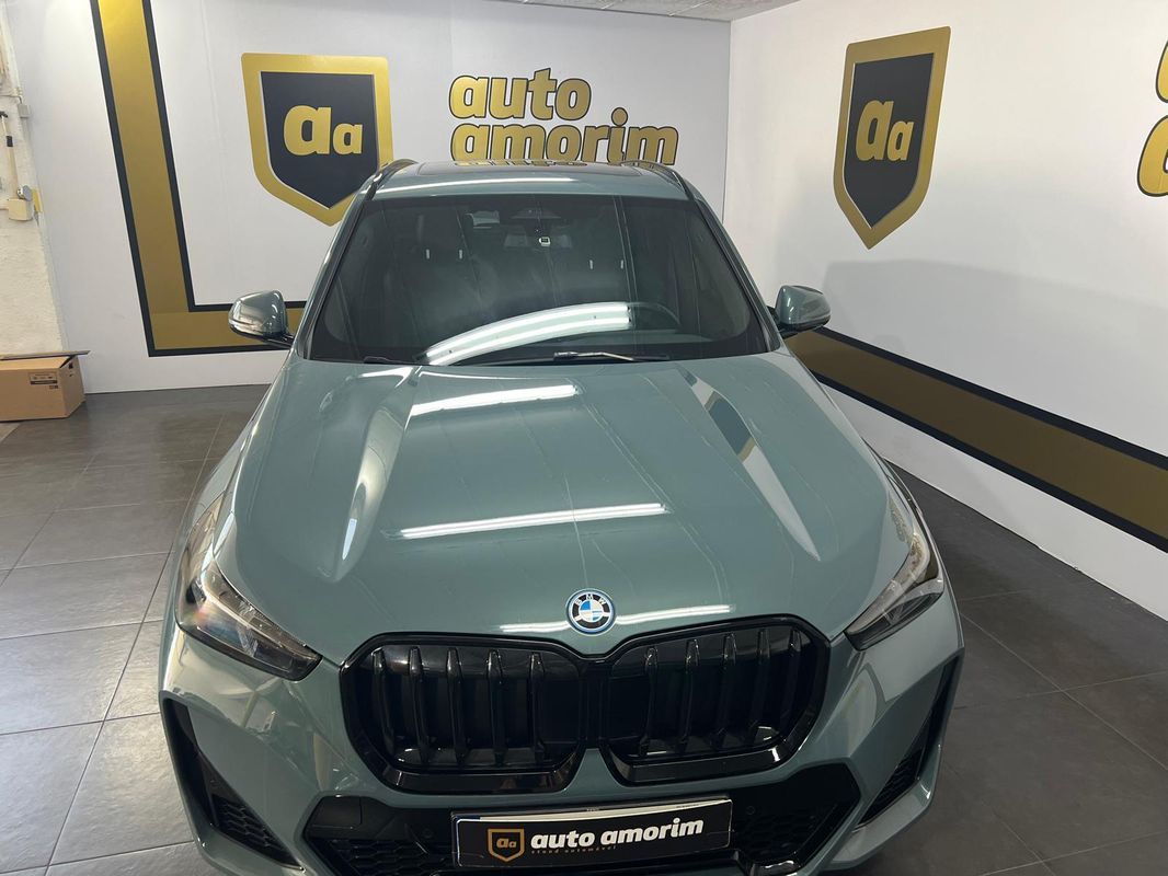 bmw-x1-2024-hibrido-a-gasolina-1499cc