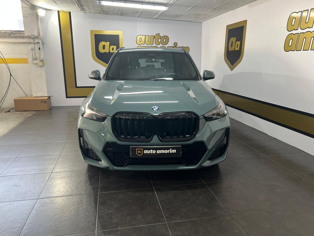 bmw-x1-2024-hibrido-a-gasolina-1499cc