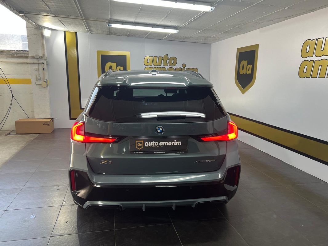 bmw-x1-2024-hibrido-a-gasolina-1499cc