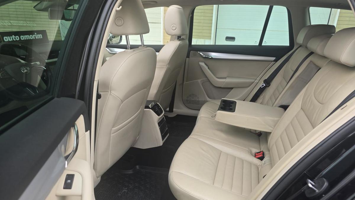 skoda-octavia-break-2015-diesel-1598cc
