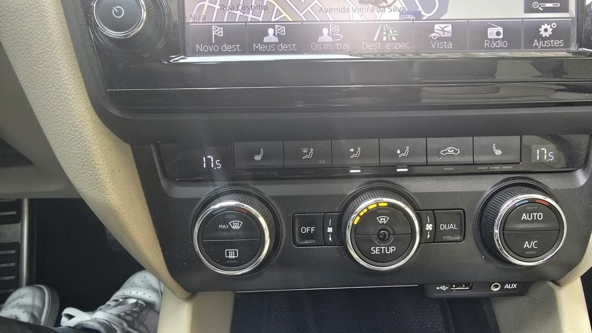 skoda-octavia-break-2015-diesel-1598cc