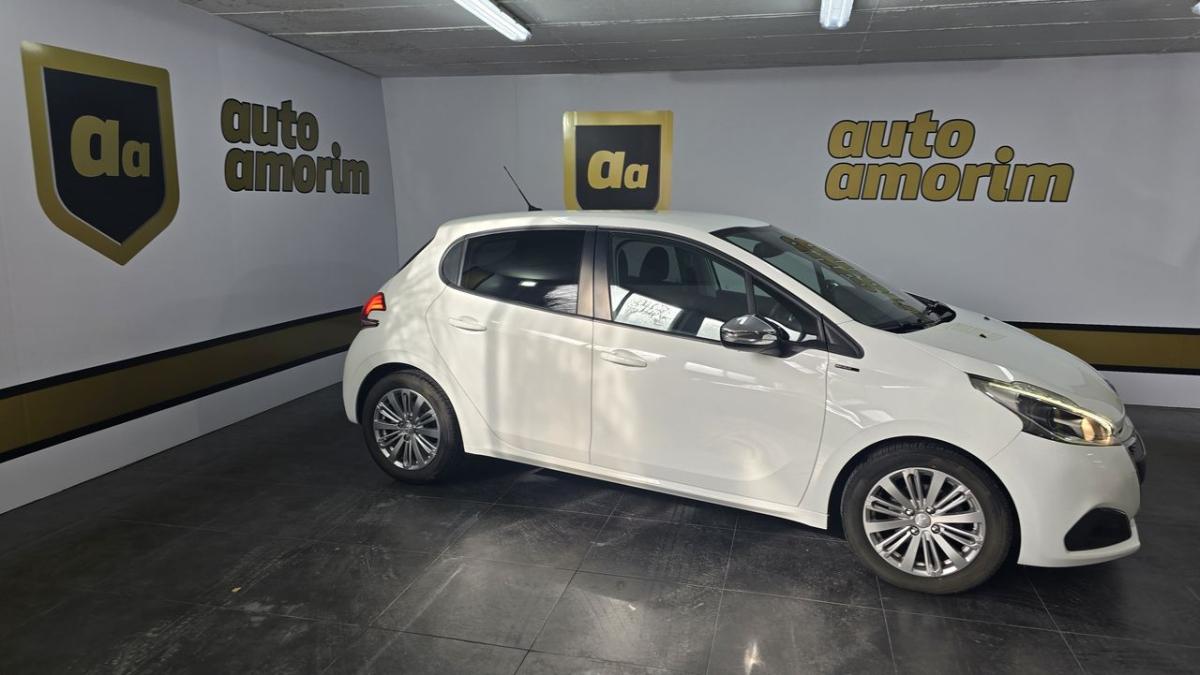 peugeot-208-2019-diesel-1499cc