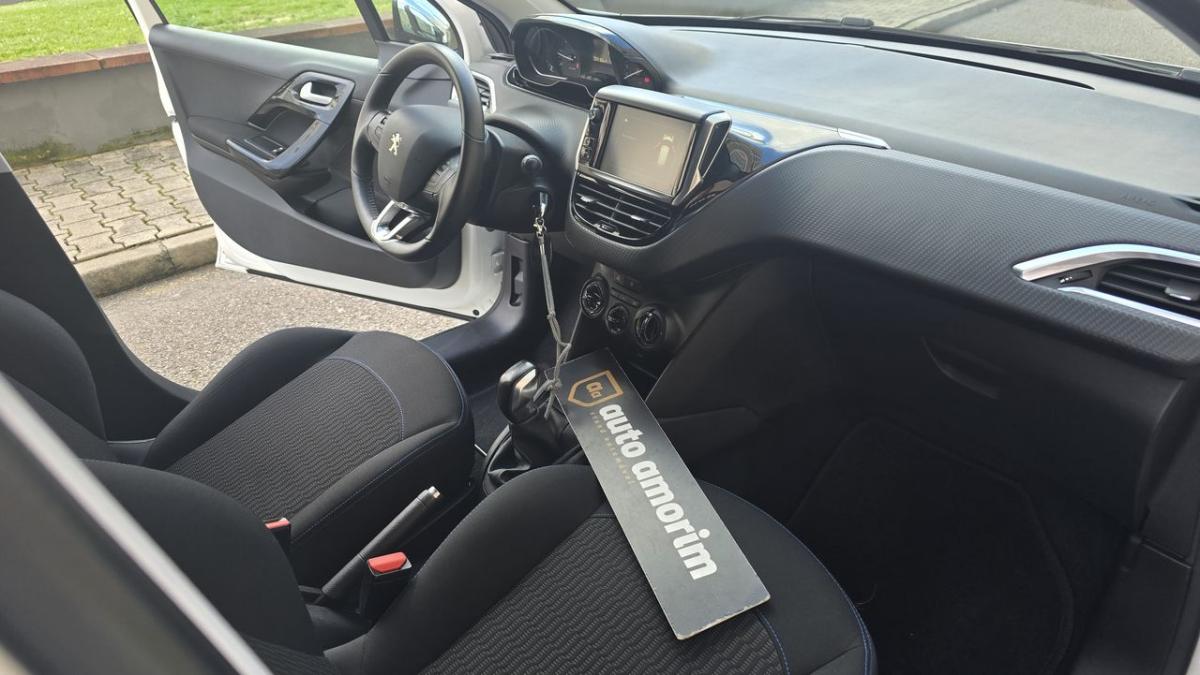peugeot-208-2019-diesel-1499cc
