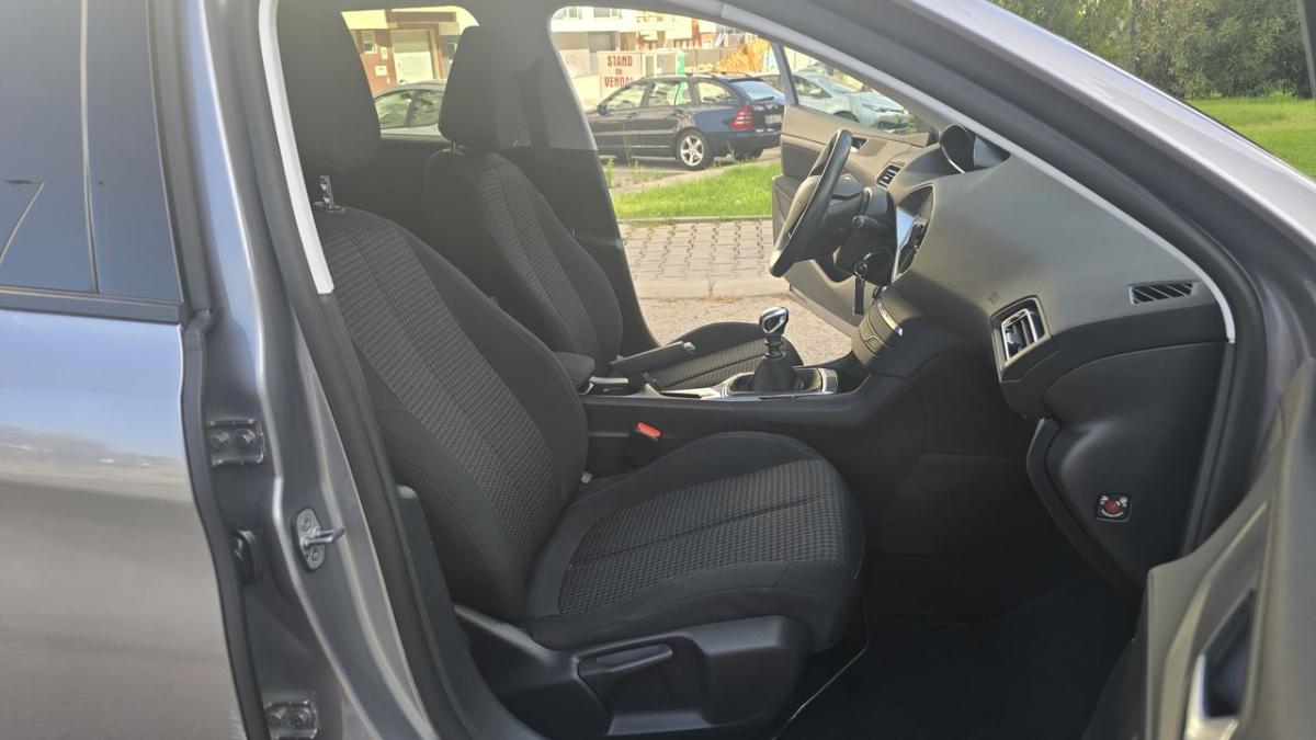peugeot-308-2019-diesel-1499cc