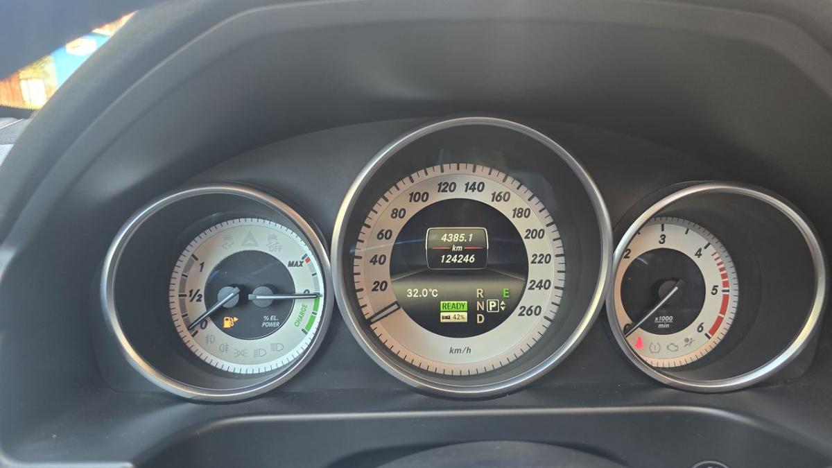mercedes-benz-classe-e-2014-hibrido-a-diesel-2143cc